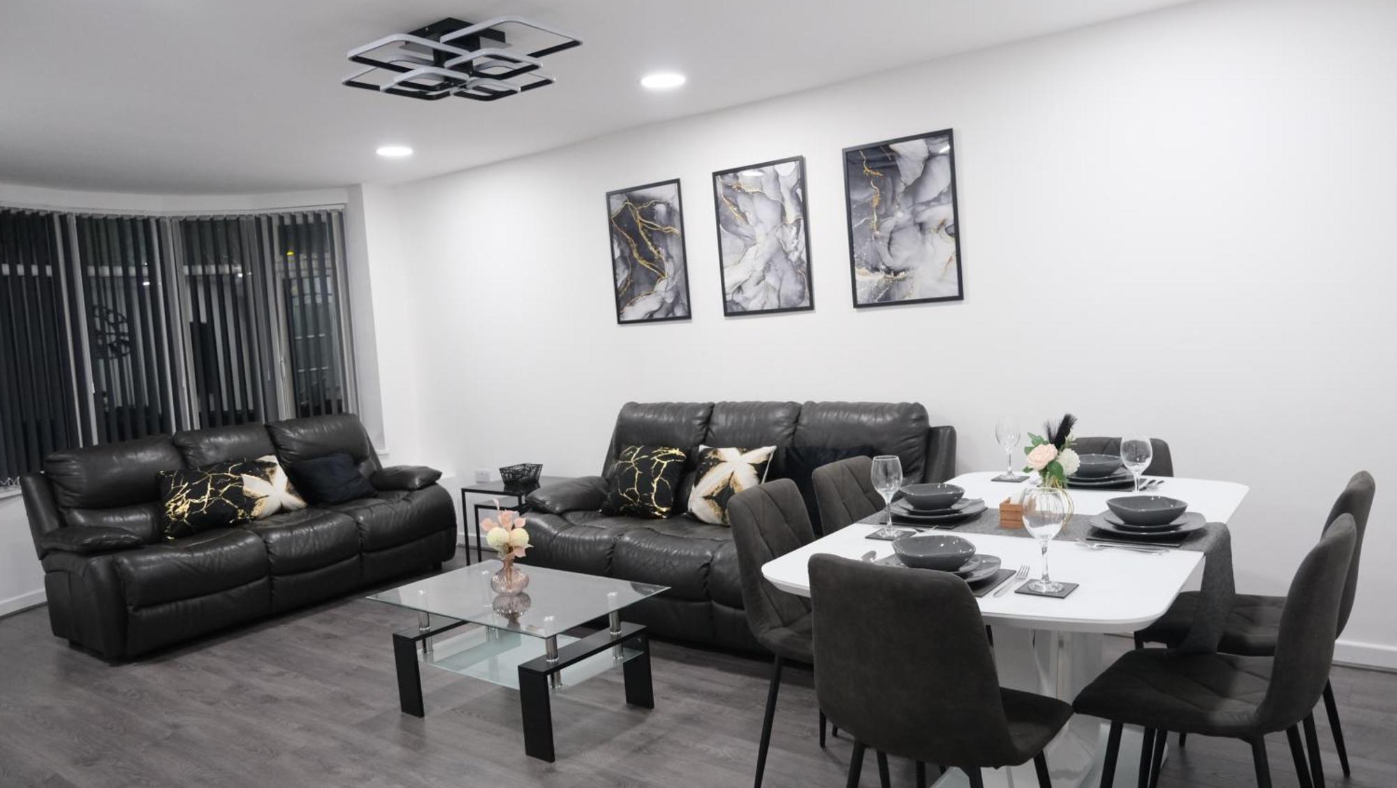 Modernized Three Bedroom House Near City Stadium, Attractions, City Centre - Sky N Netflix - Convenient Transport Manchester Luaran gambar